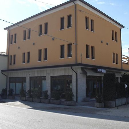 Alloggi Laguna Bed & Breakfast Малконтента Екстериор снимка
