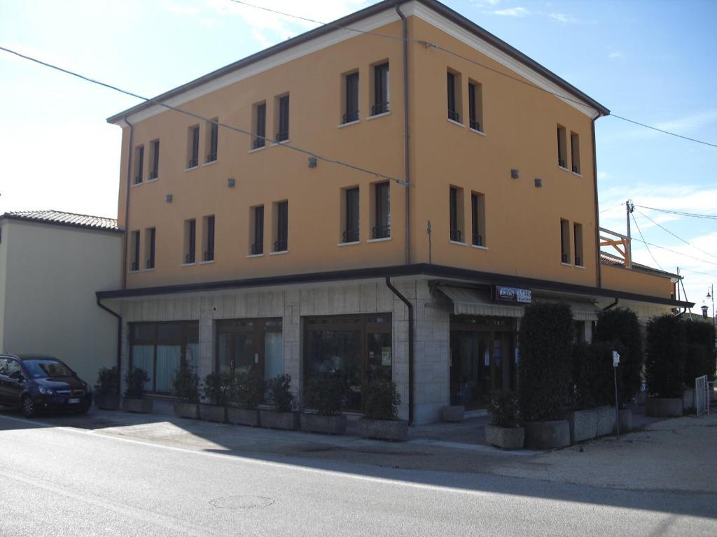 Alloggi Laguna Bed & Breakfast Малконтента Екстериор снимка